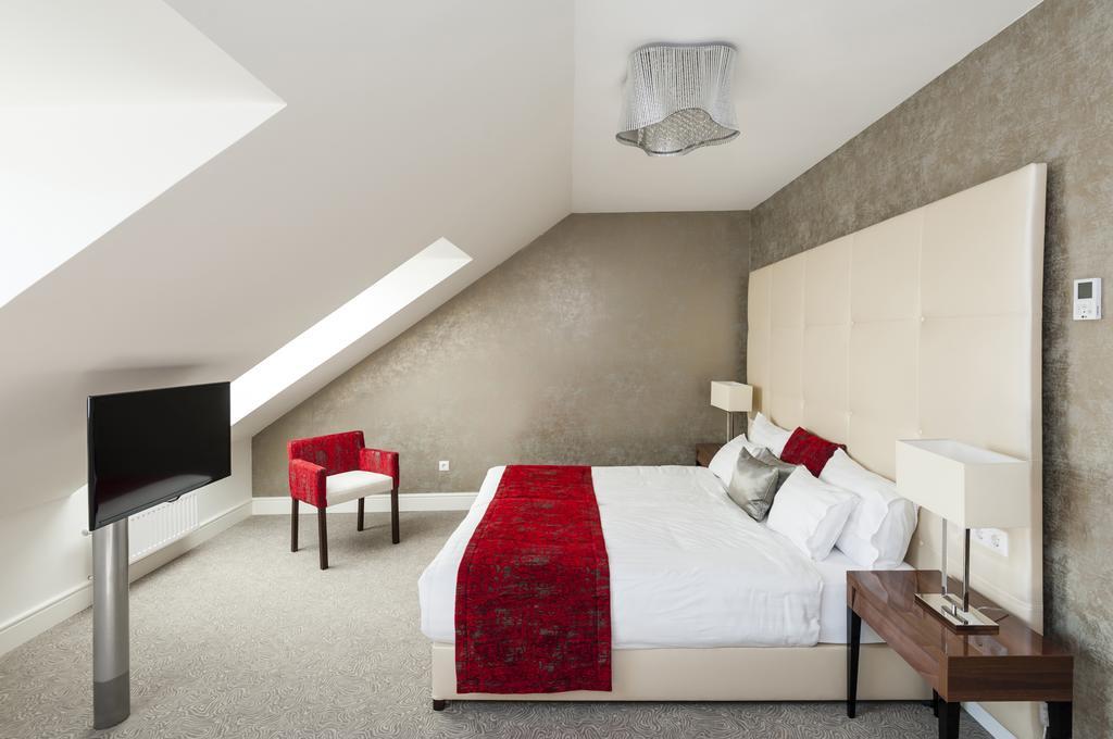 Adele Boutique Hotel Pécs Quarto foto